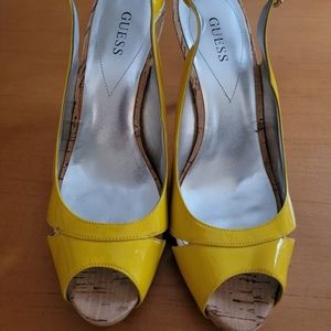 GUESS, 9.5, Yellow